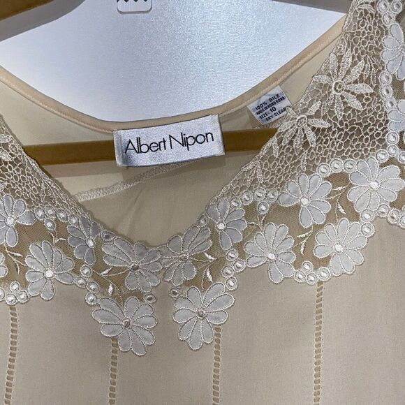 Albert Nipon Women's Cream Peated Detail Laced Floral Neck Midi Dress Size 10 - Picture 4 of 16